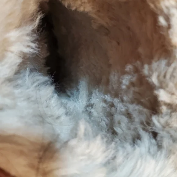 GUCCI Yeti Siberian Goat Hair Black Fur Vintage winter boots with COA - Picture 12 of 16